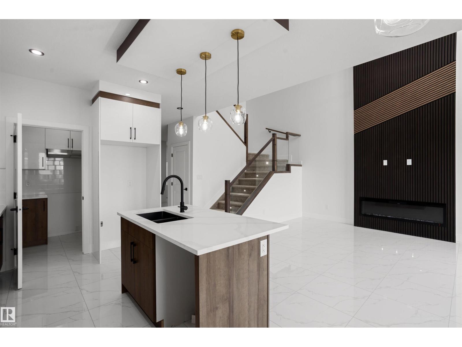 3026 7A AV SW — photo 13