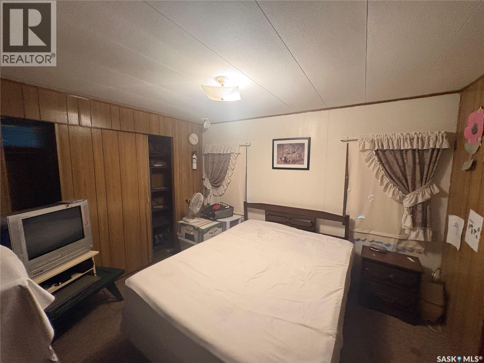 8 Hunter BAY - 15