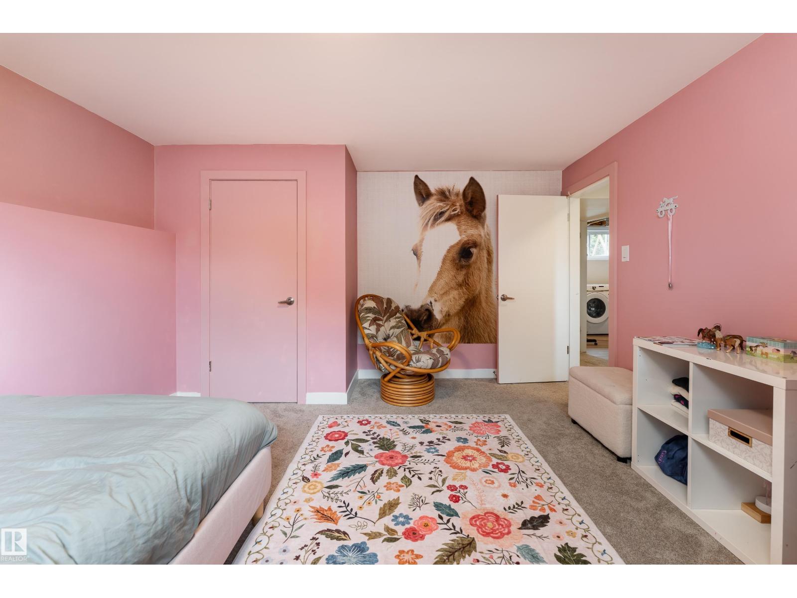 7107 87 AV NW — photo 30