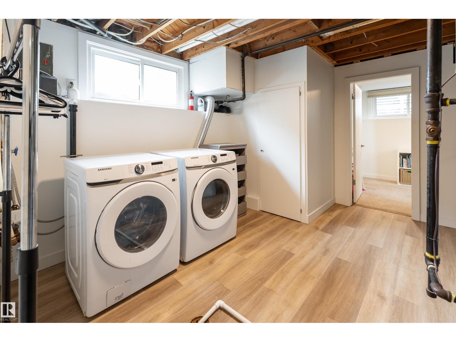 7107 87 AV NW — photo 37