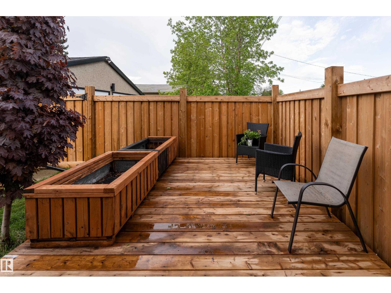 7107 87 AV NW — photo 40
