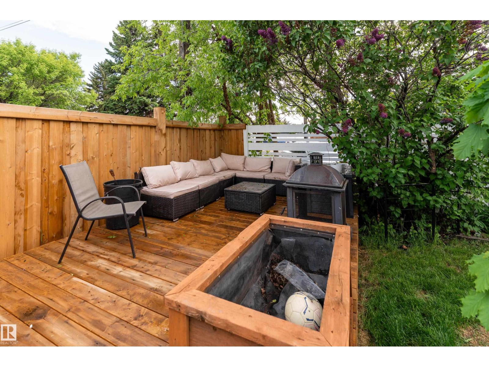 7107 87 AV NW — photo 41