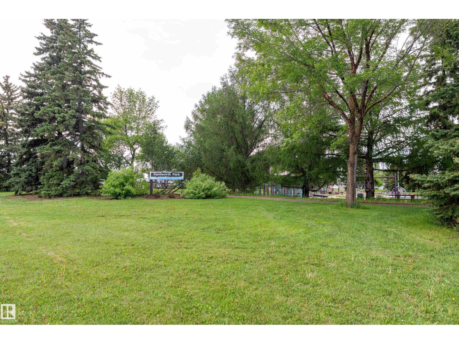 7107 87 AV NW — photo 46