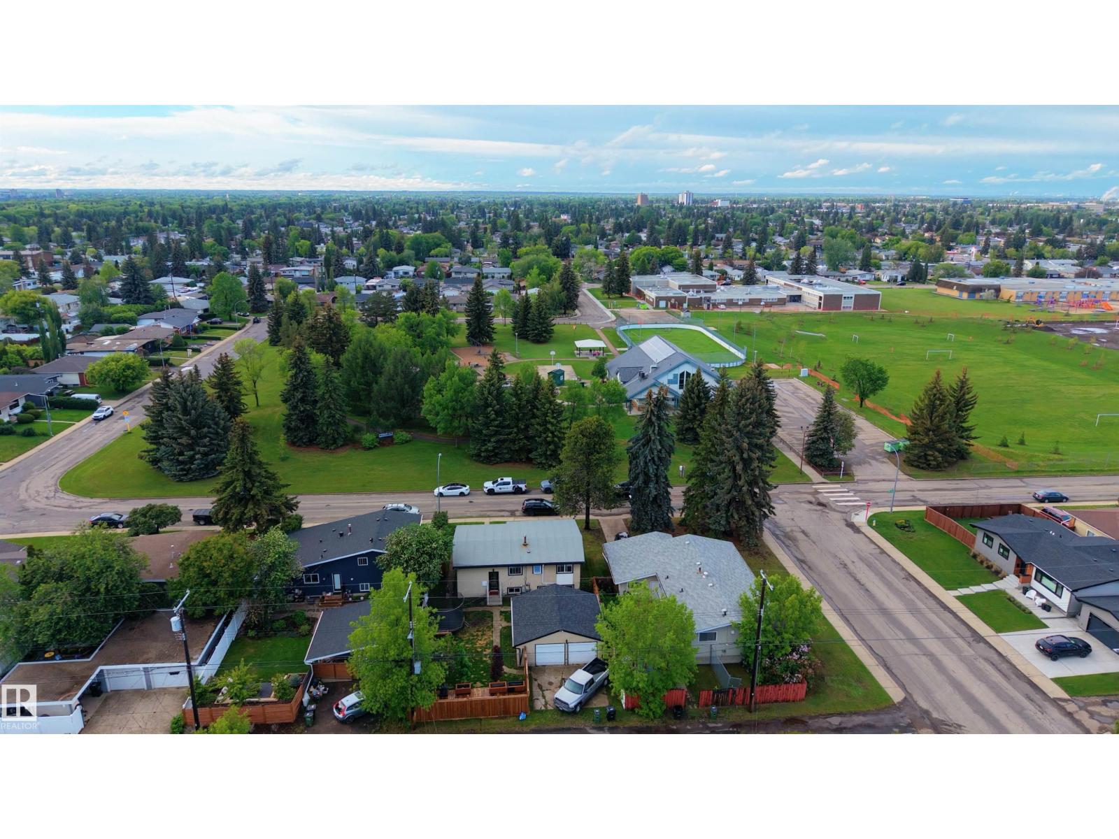 7107 87 AV NW — photo 55