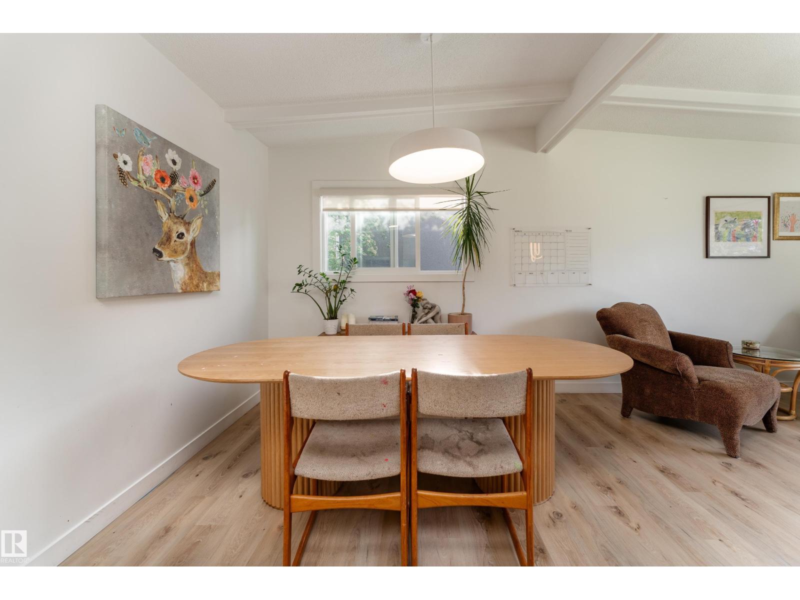 7107 87 AV NW — photo 9