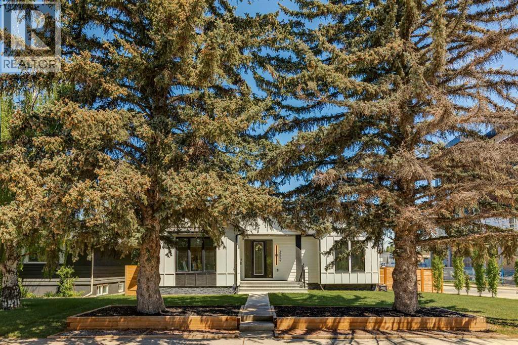 3004 Hampton Crescent SW — photo 45