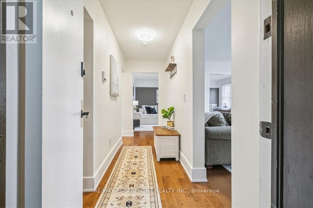 #6 21 MOUNTWOOD AVENUE - 5