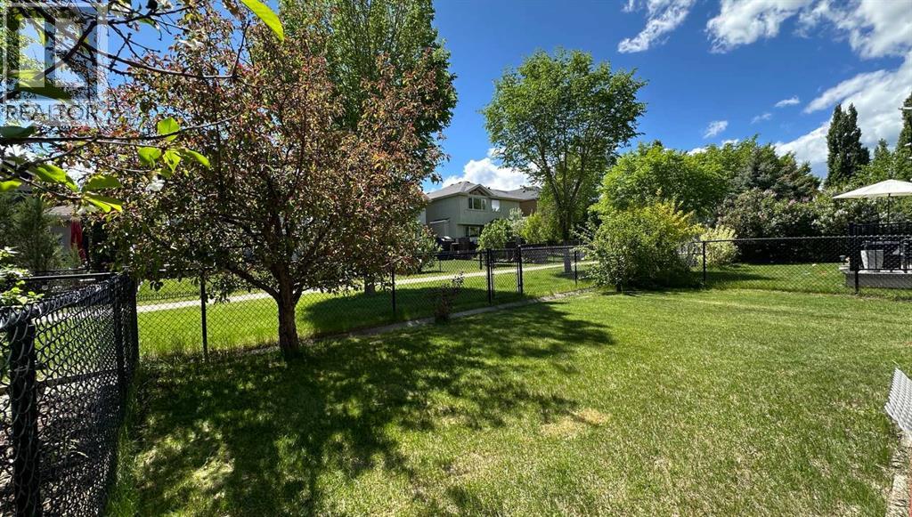 264 Everwillow Green SW - Image 2