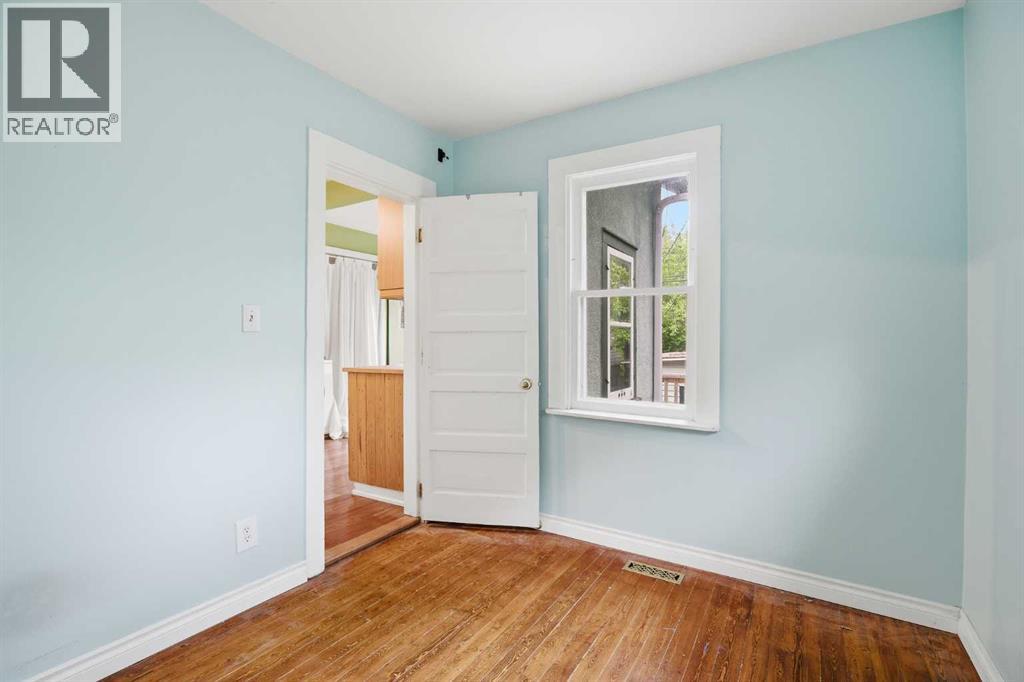 919 20 Avenue NW — photo 24