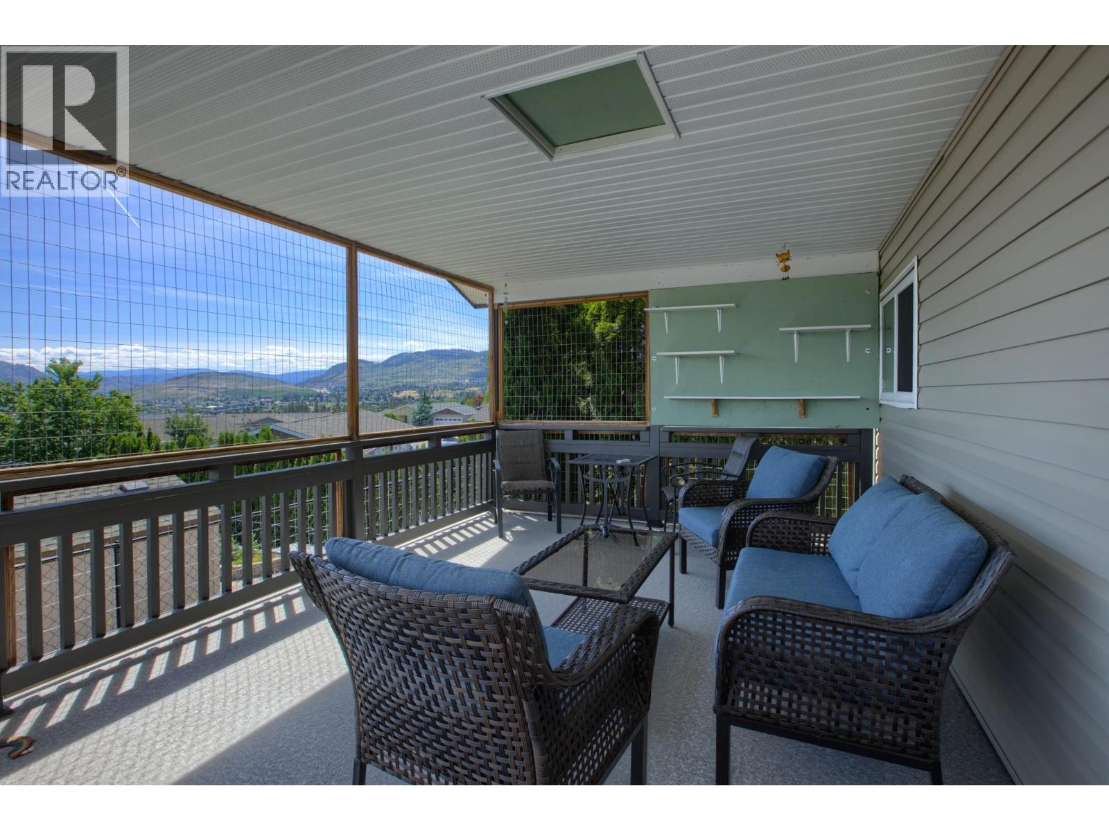 1304 2440 Old Okanagan Highway, West Kelowna