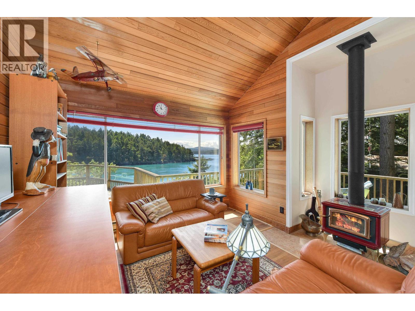 248 LEIGHTON LANE, Mayne Island