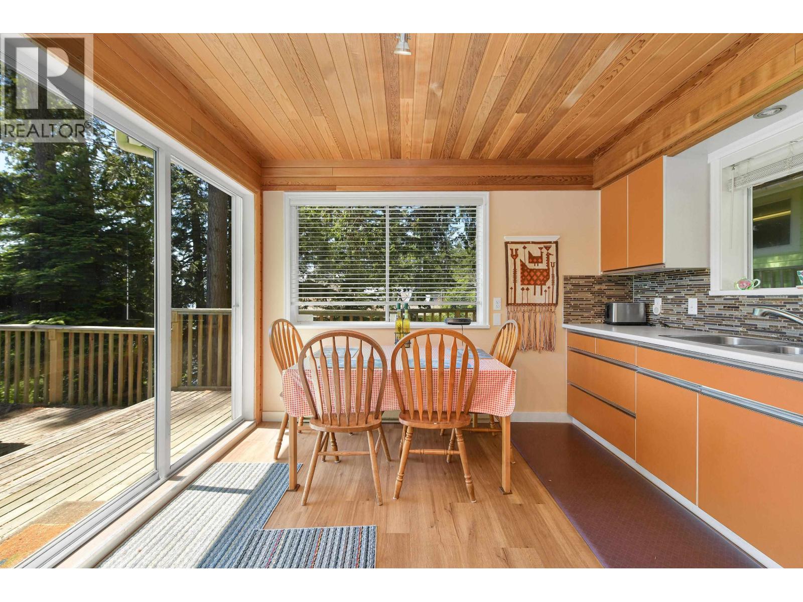 248 LEIGHTON LANE, Mayne Island