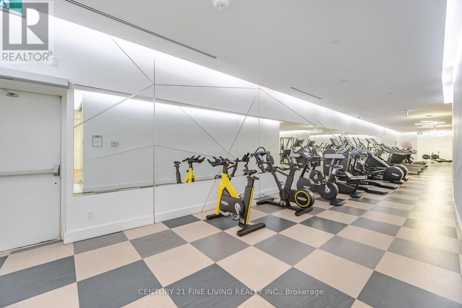 #2309 50 ORDNANCE STREET - 37