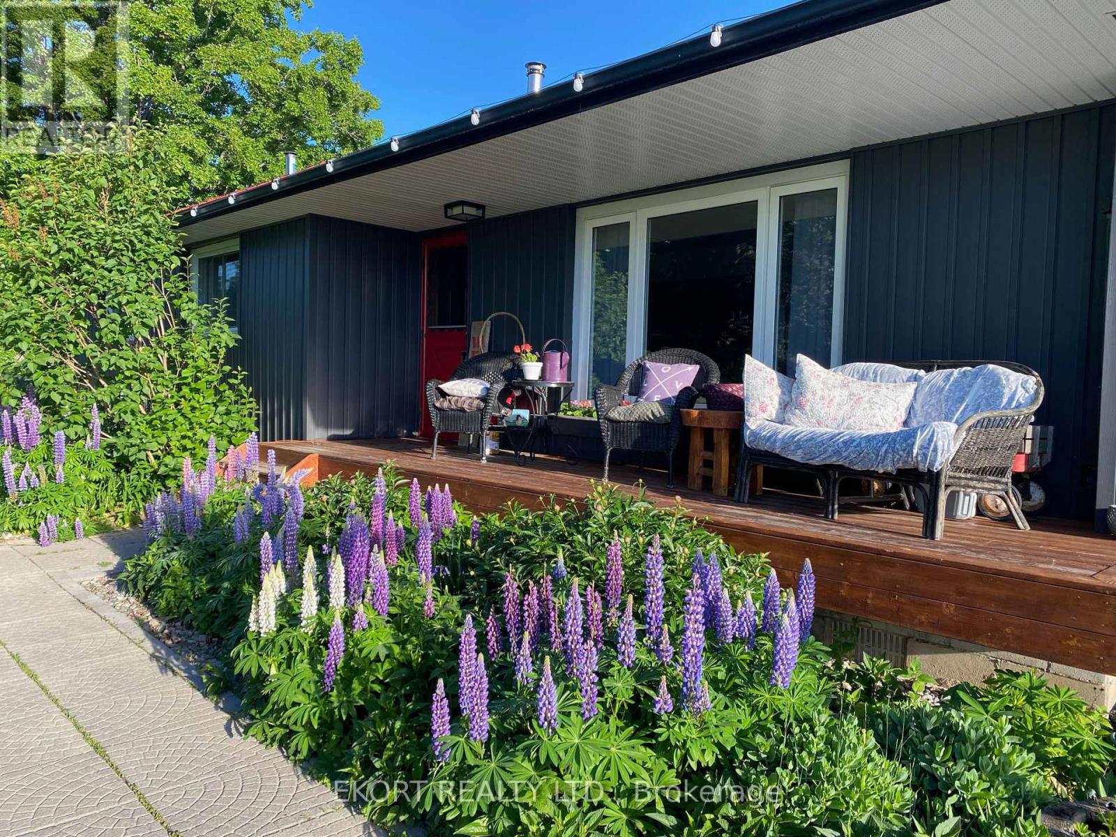 428 HUNT ROAD - 3