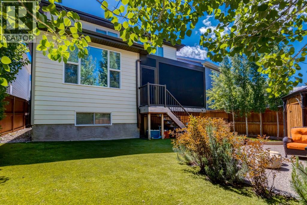 39 Cranbrook Crescent SE - photo 5
