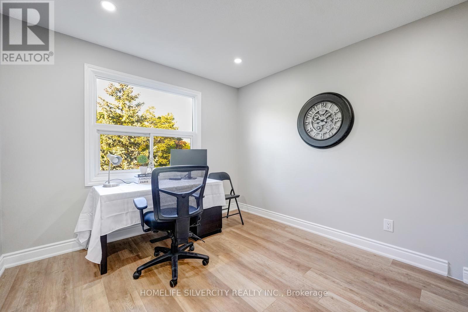 3 FOLKSTONE CRESCENT - 24