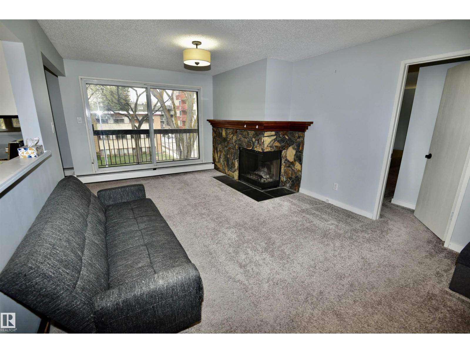 #21 10160 119 ST NW - 2