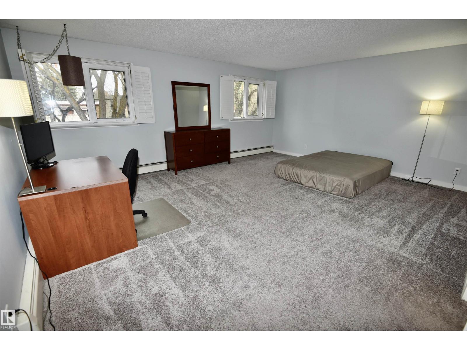 #21 10160 119 ST NW - 7