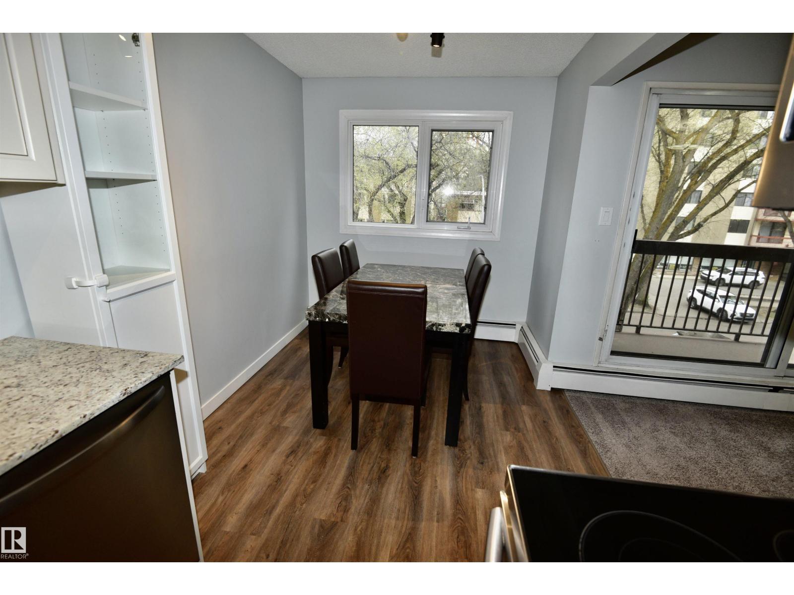 #21 10160 119 ST NW - 6