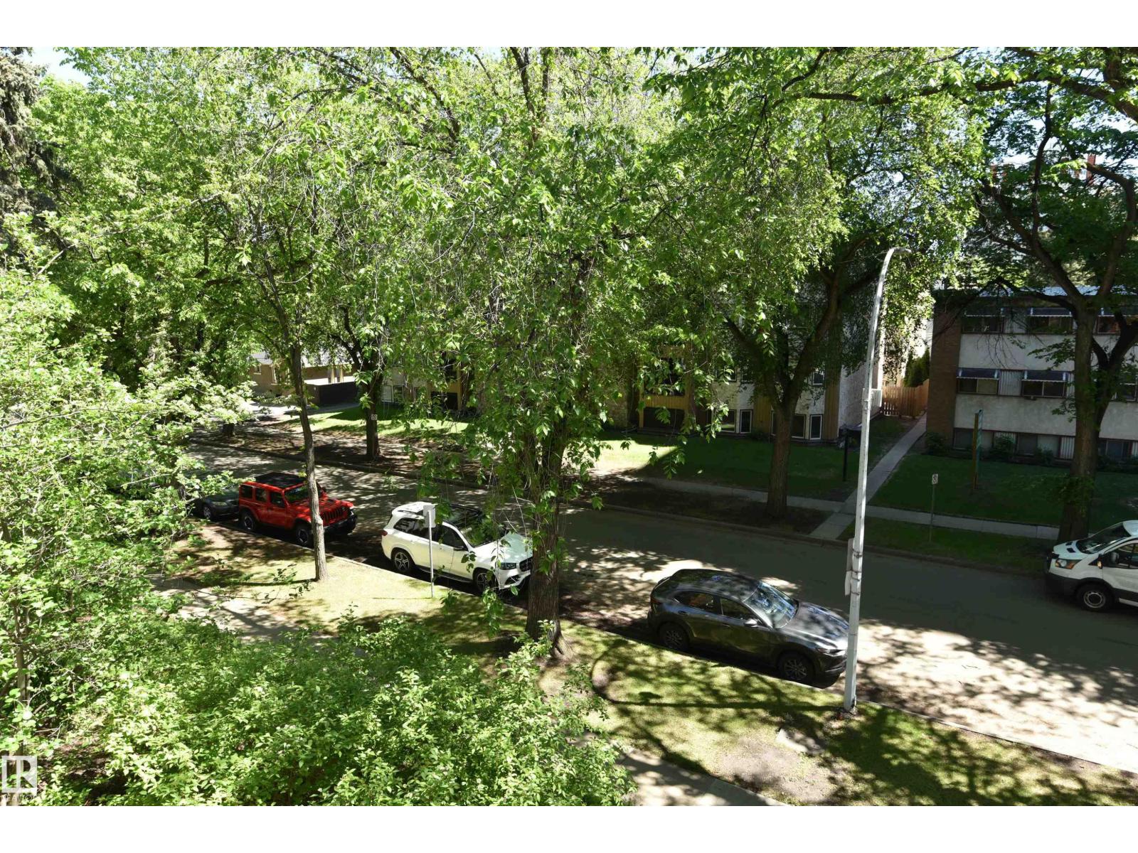#21 10160 119 ST NW - 14