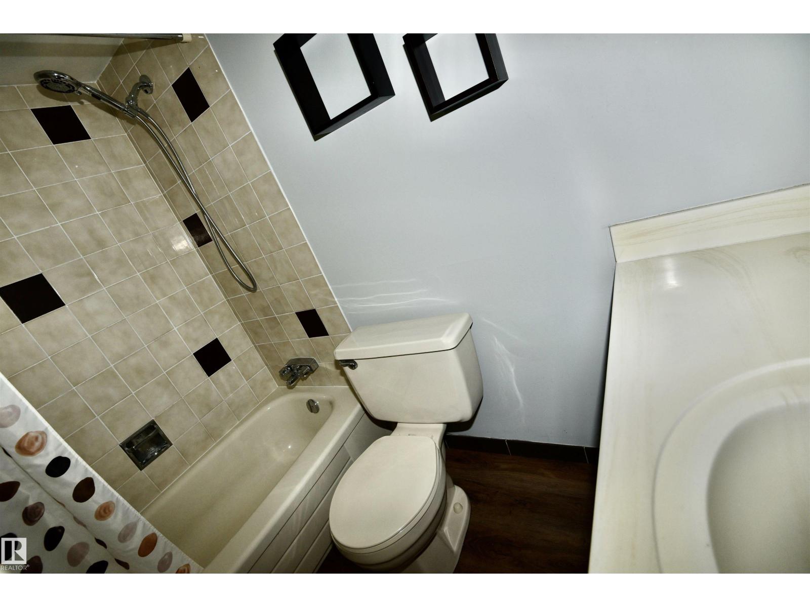 #21 10160 119 ST NW - 12