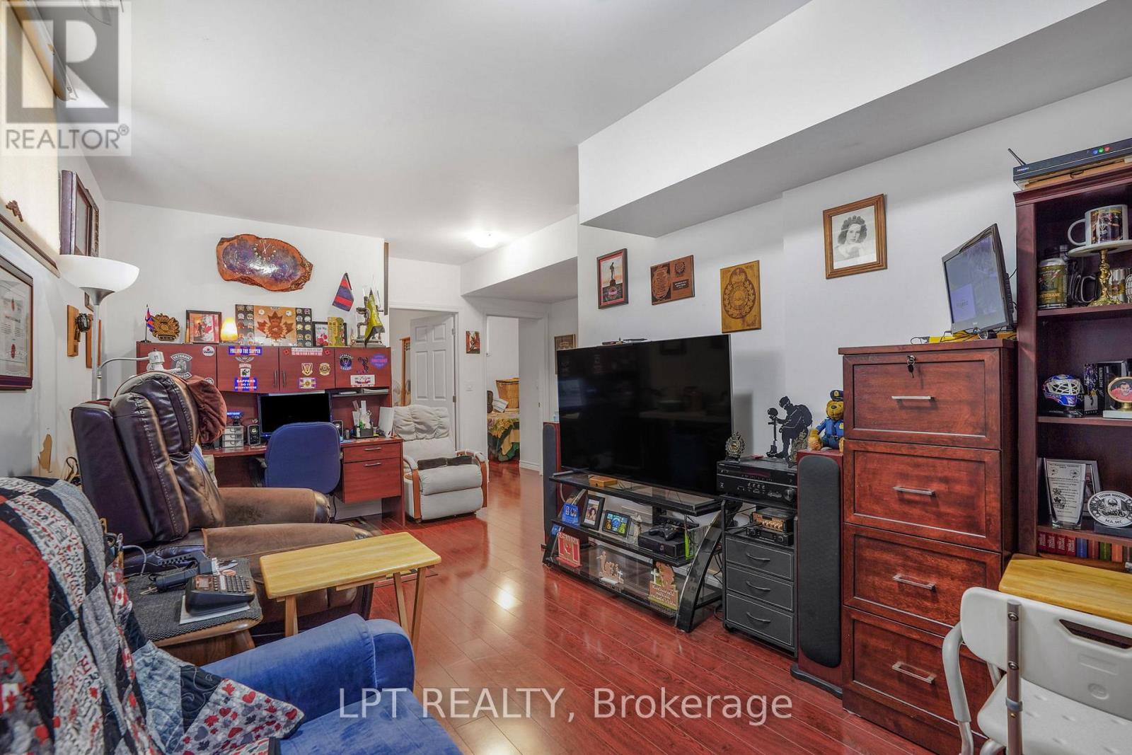 1053 JACYNTHE STREET - 19