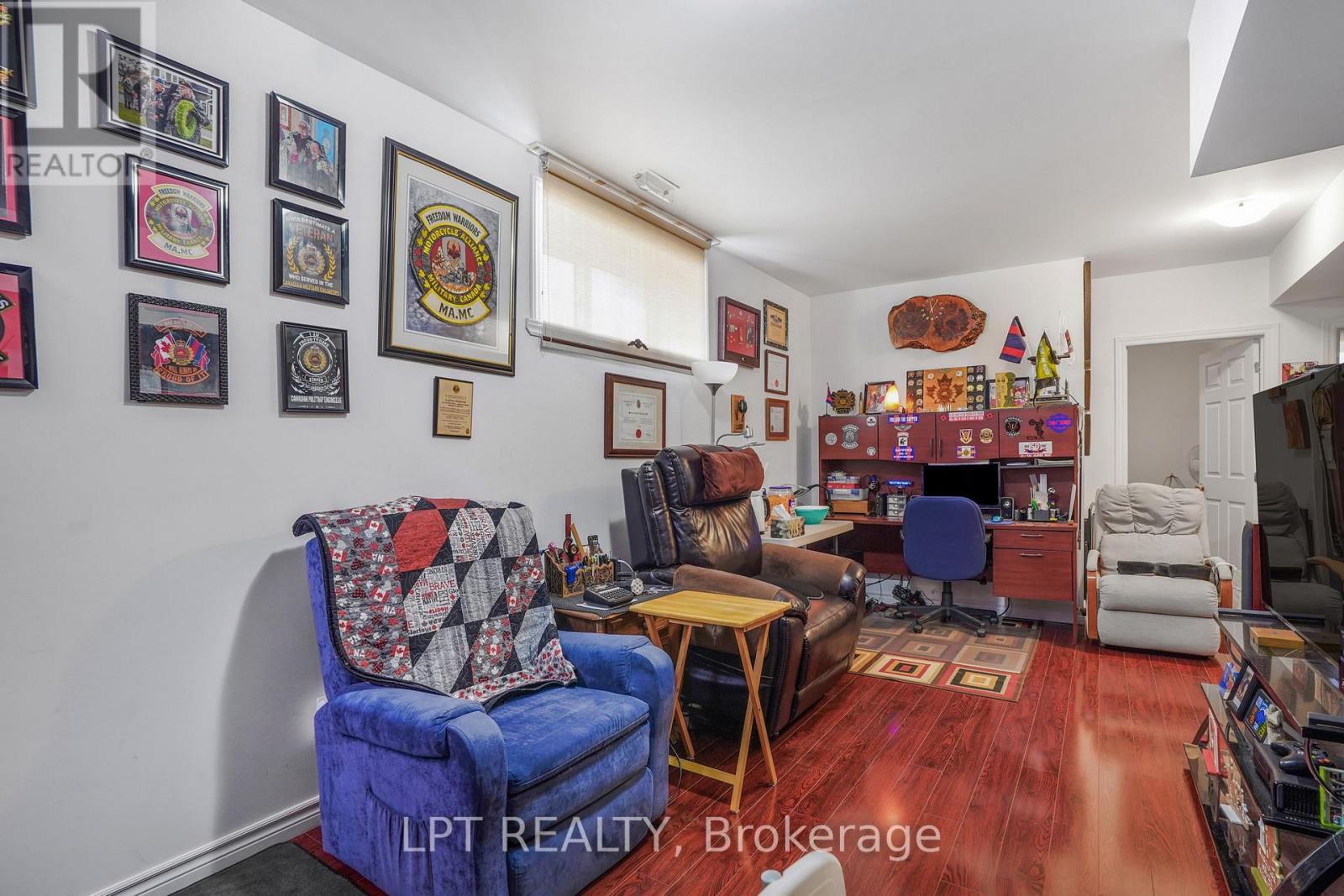 1053 JACYNTHE STREET - 20