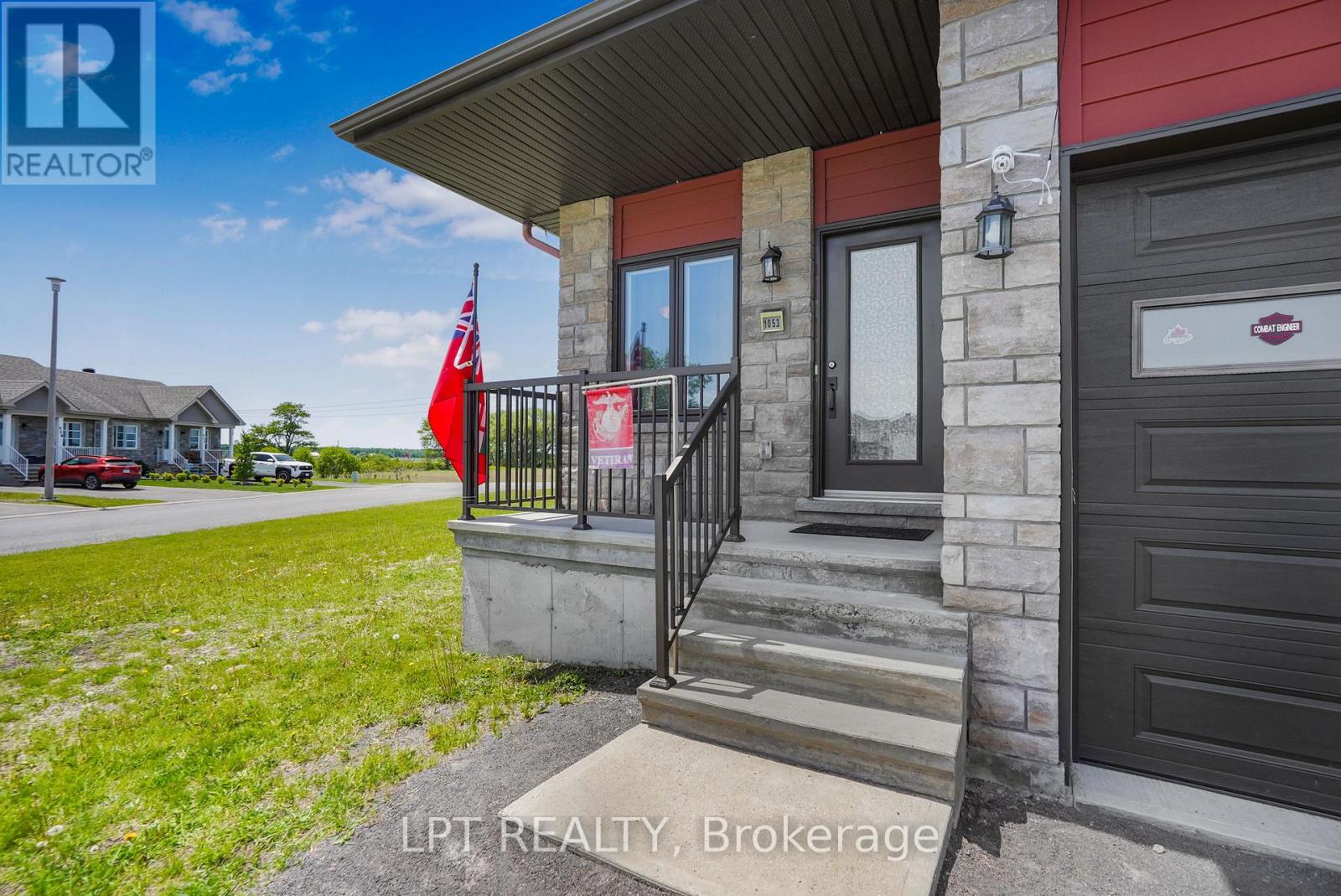 1053 JACYNTHE STREET - Image 3
