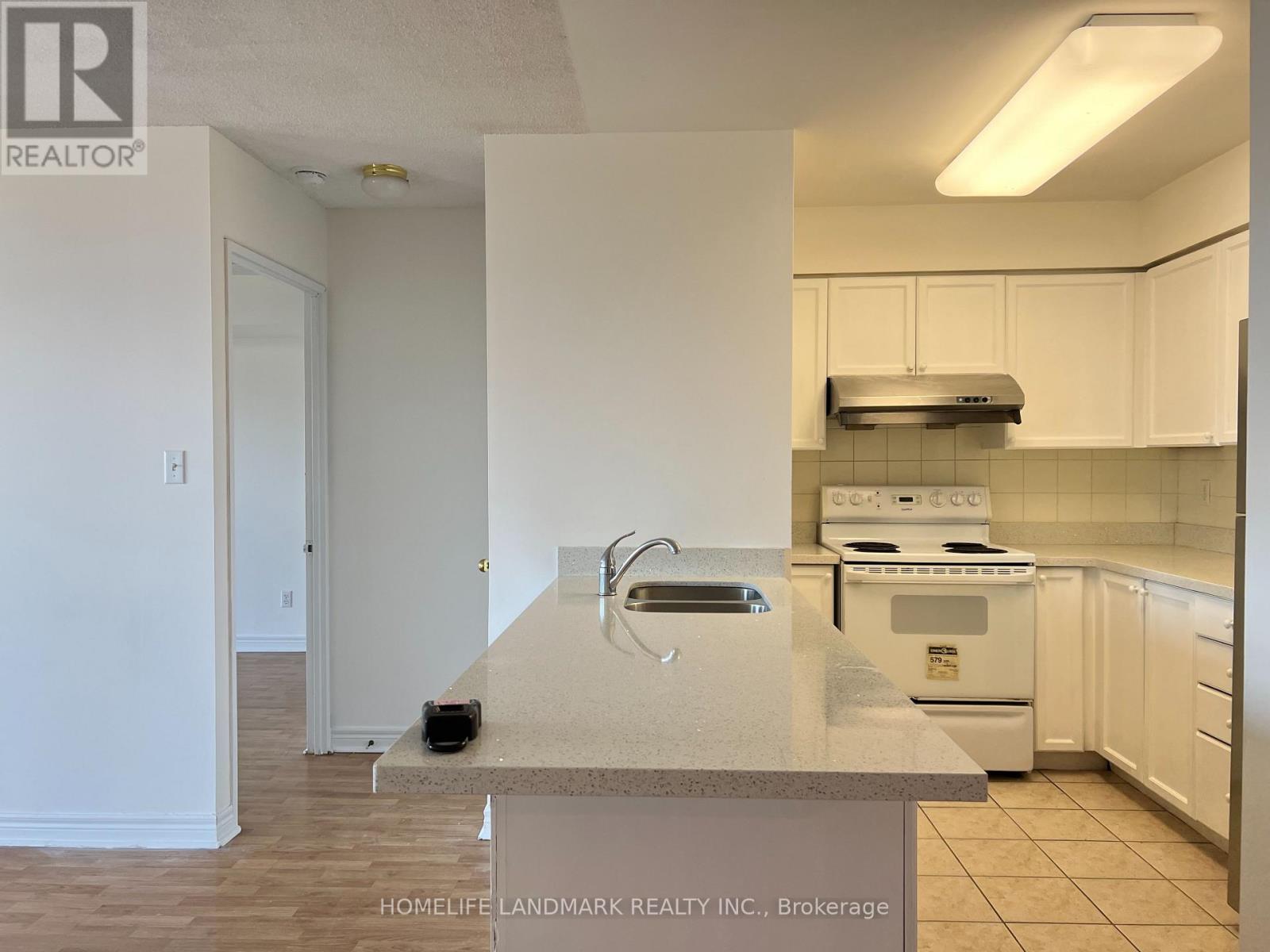 #909 28 EMPRESS AVENUE - 5