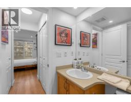 302 333 E 1st Street, North Vancouver, BC V7L4W9 Photo 7
