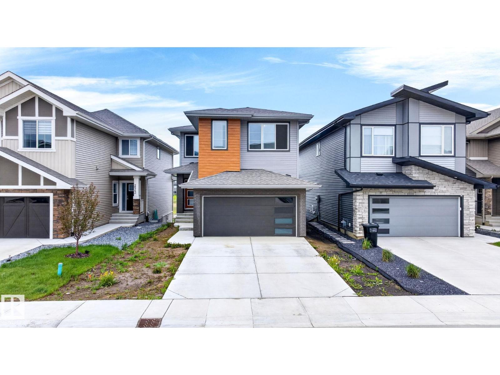 2539 208 ST NW - 1