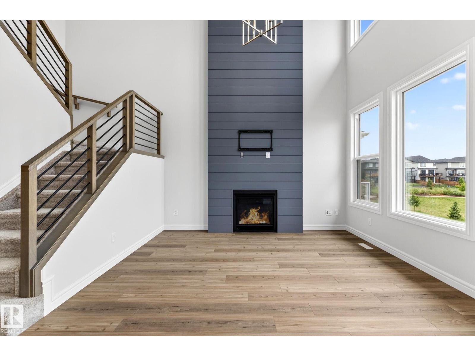 2539 208 ST NW - 19