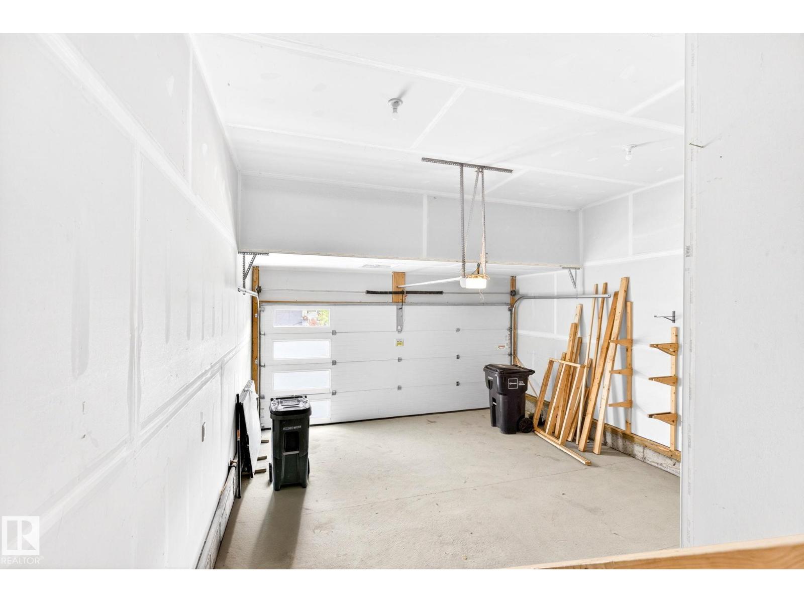 2539 208 ST NW - 55