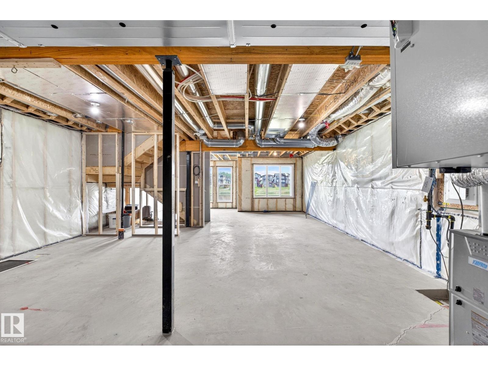 2539 208 ST NW - 56