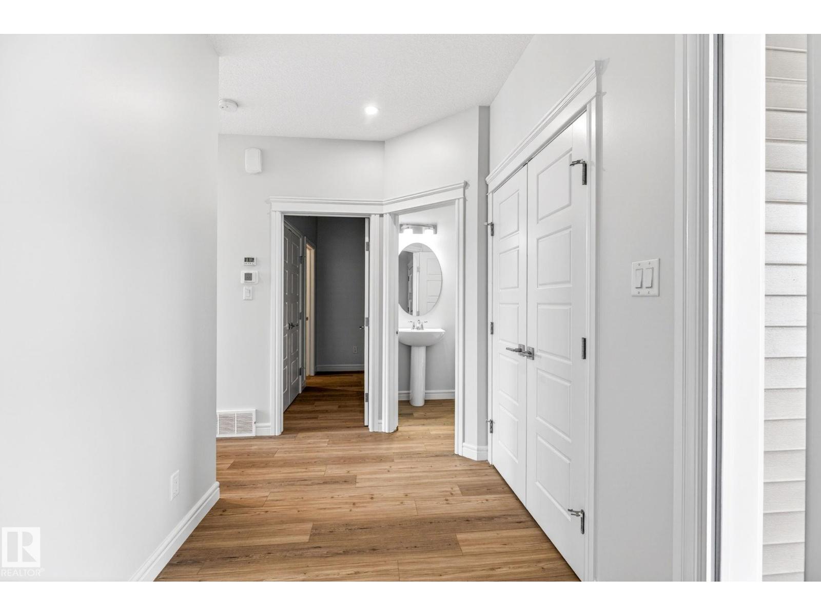 2539 208 ST NW - 6