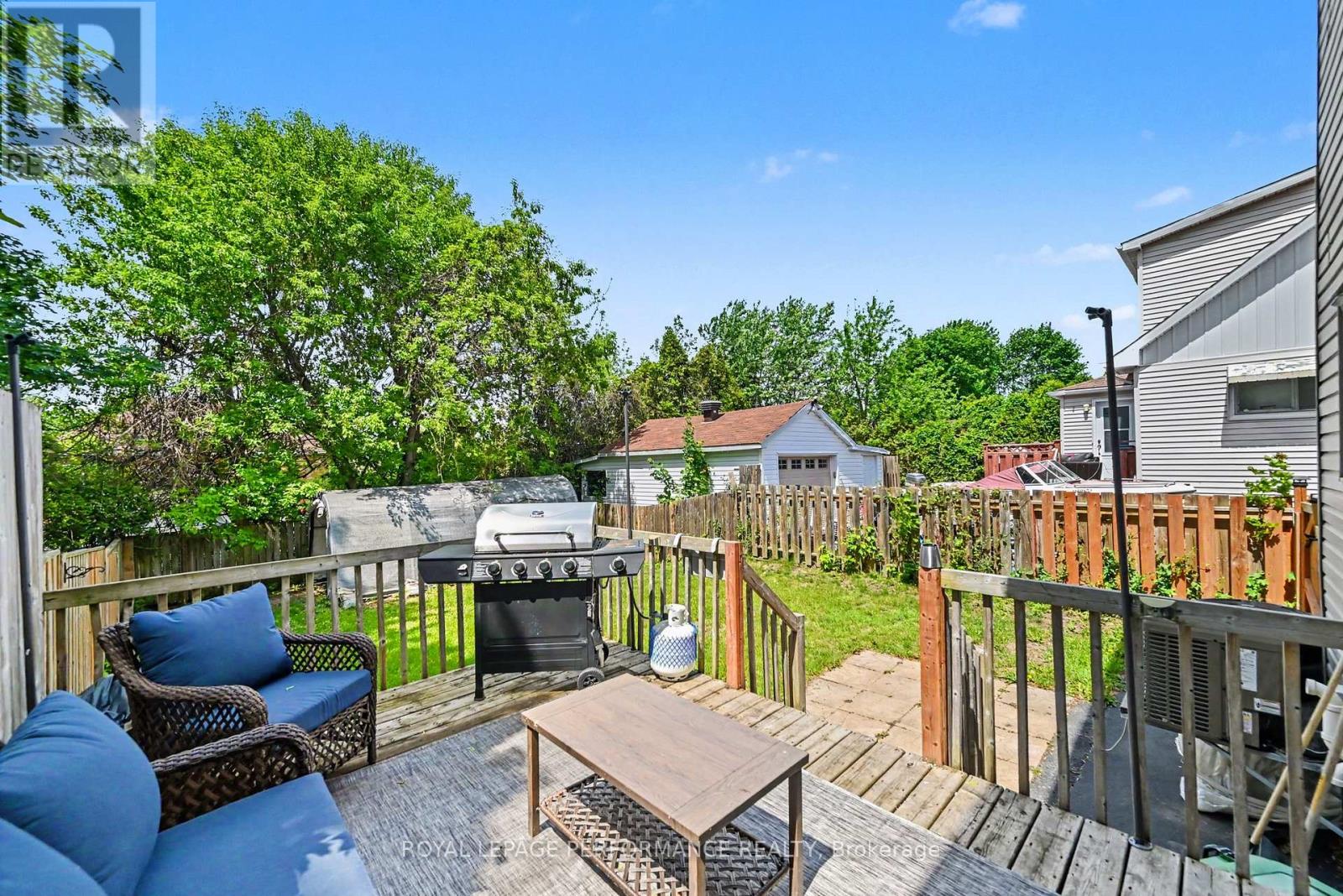 3152 POIRIER AVENUE - 31