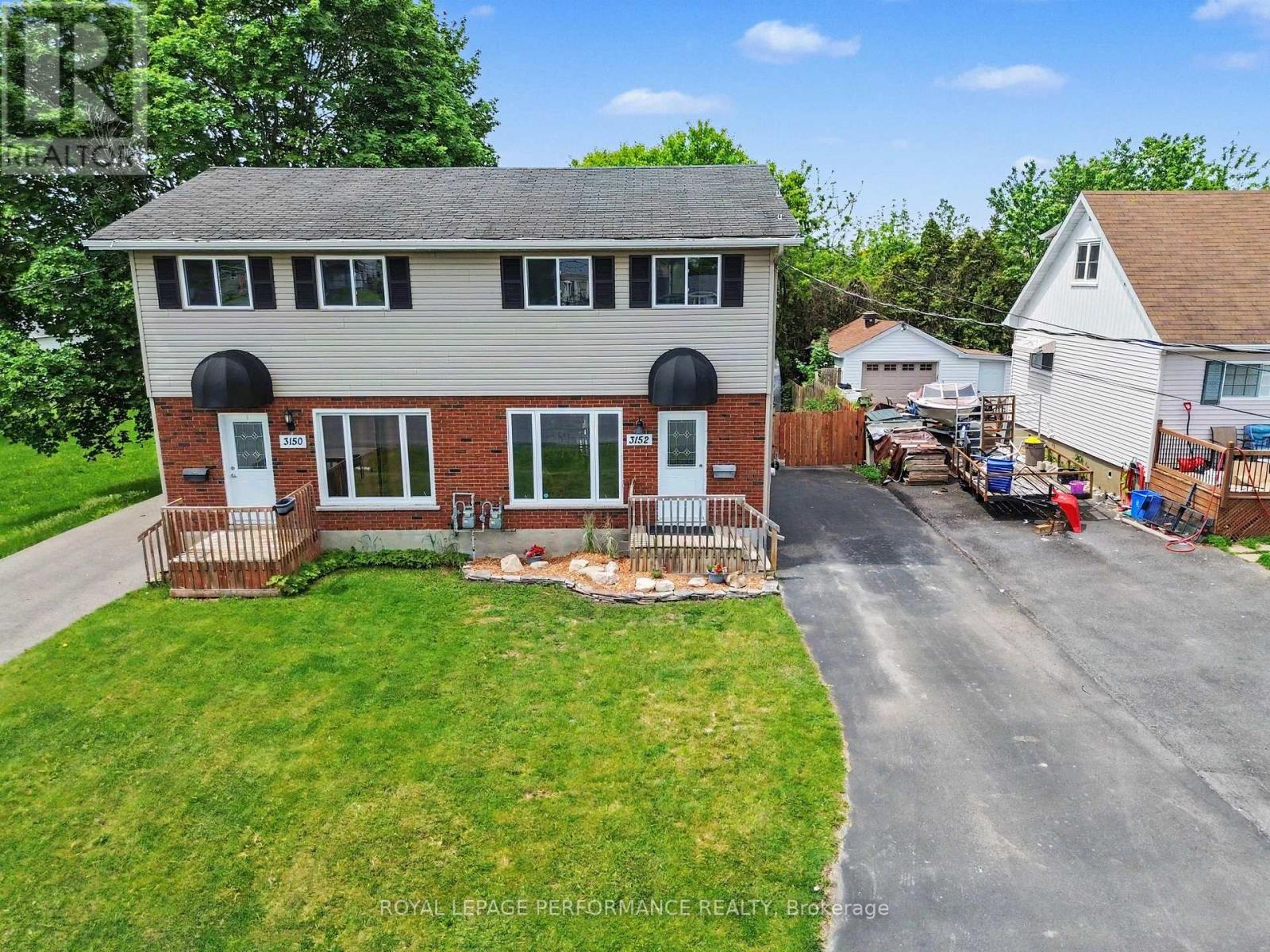 3152 POIRIER AVENUE - 34