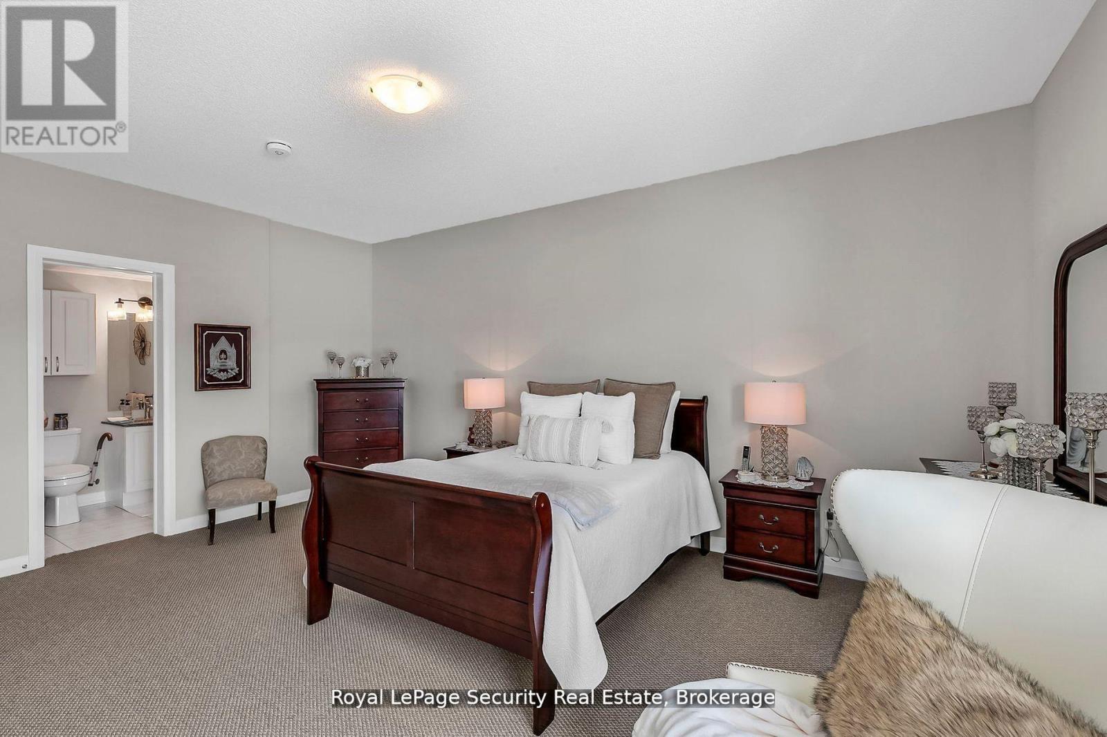 #217 54 KODA STREET - 18