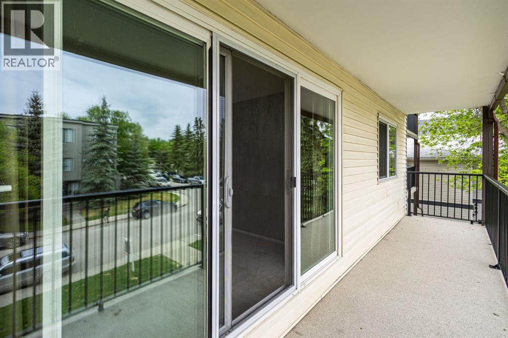 #307 635 56 Avenue SW - 21