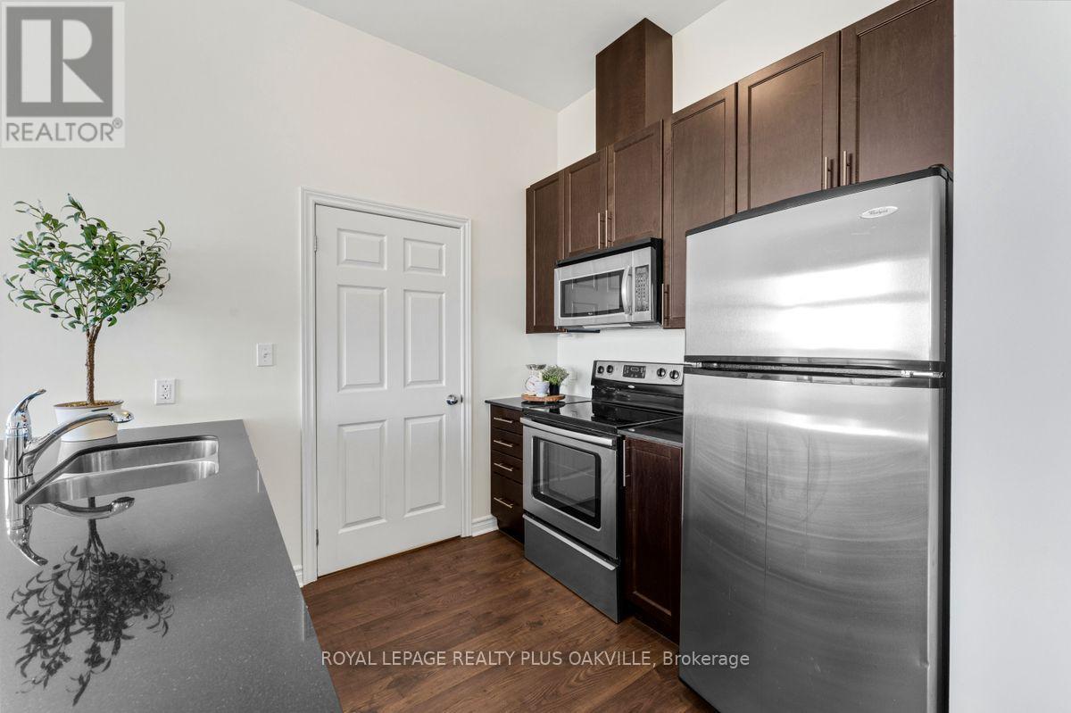 #1207 170 WATER STREET N - 10