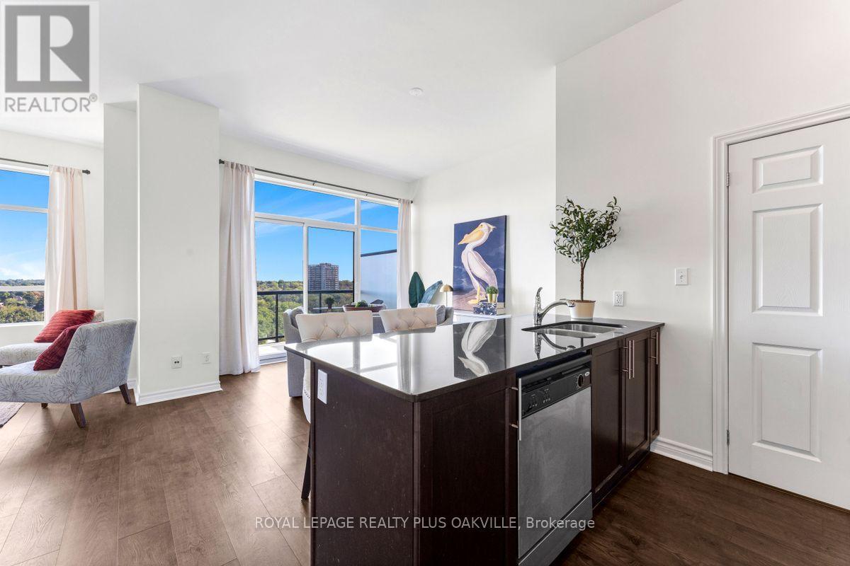 #1207 170 WATER STREET N - 11