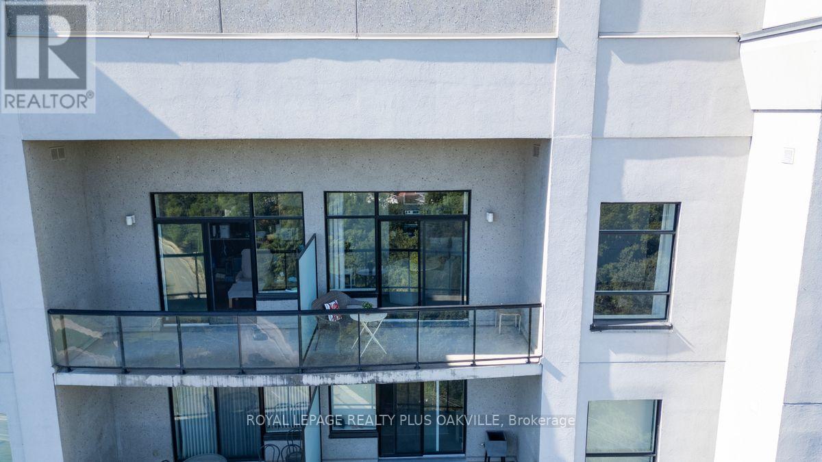 #1207 170 WATER STREET N - 33