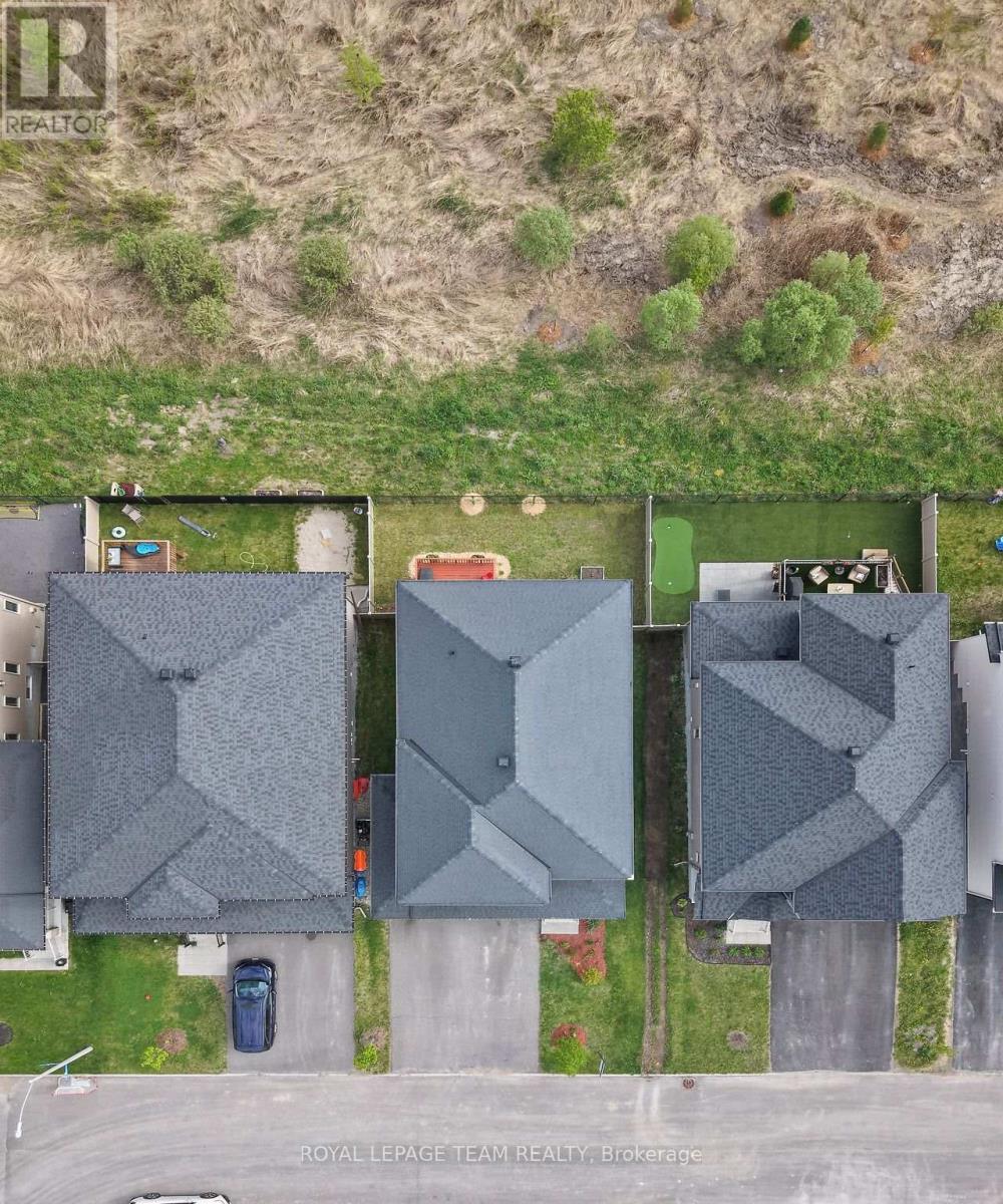 154 WINTERHAVEN DRIVE - 5