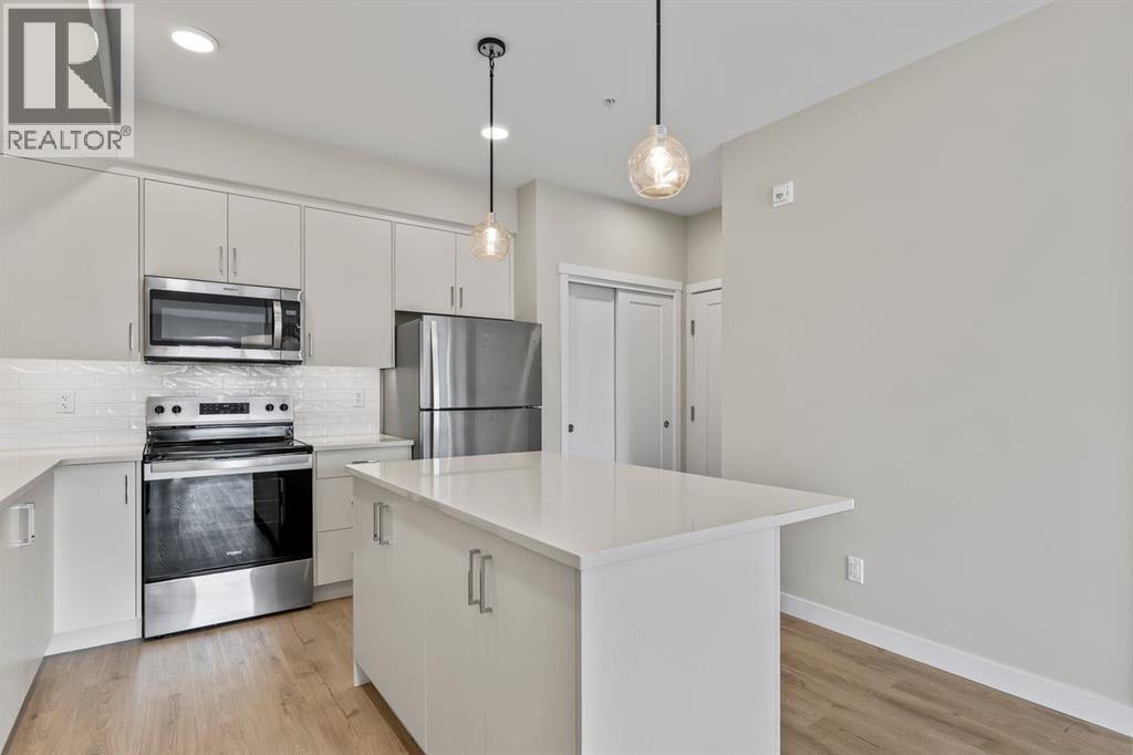 #410 660 Shawnee Square SW - 5