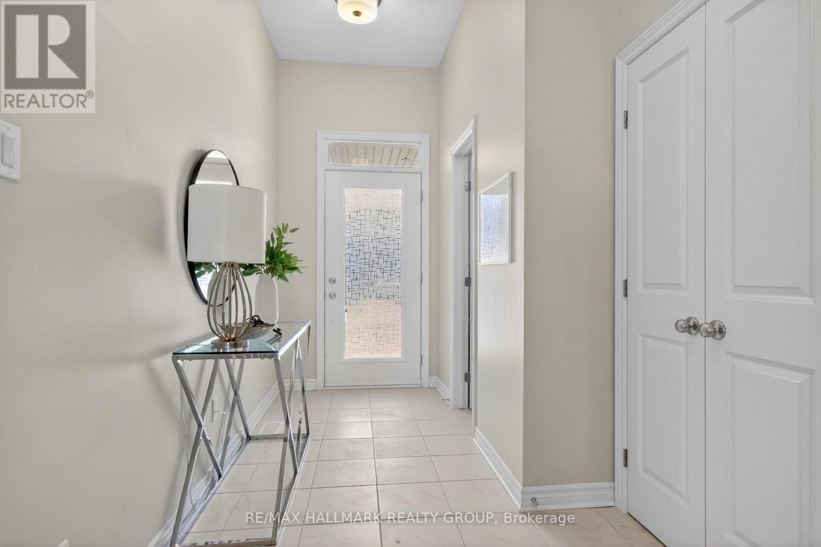 737 MAVERICK CRESCENT - 5