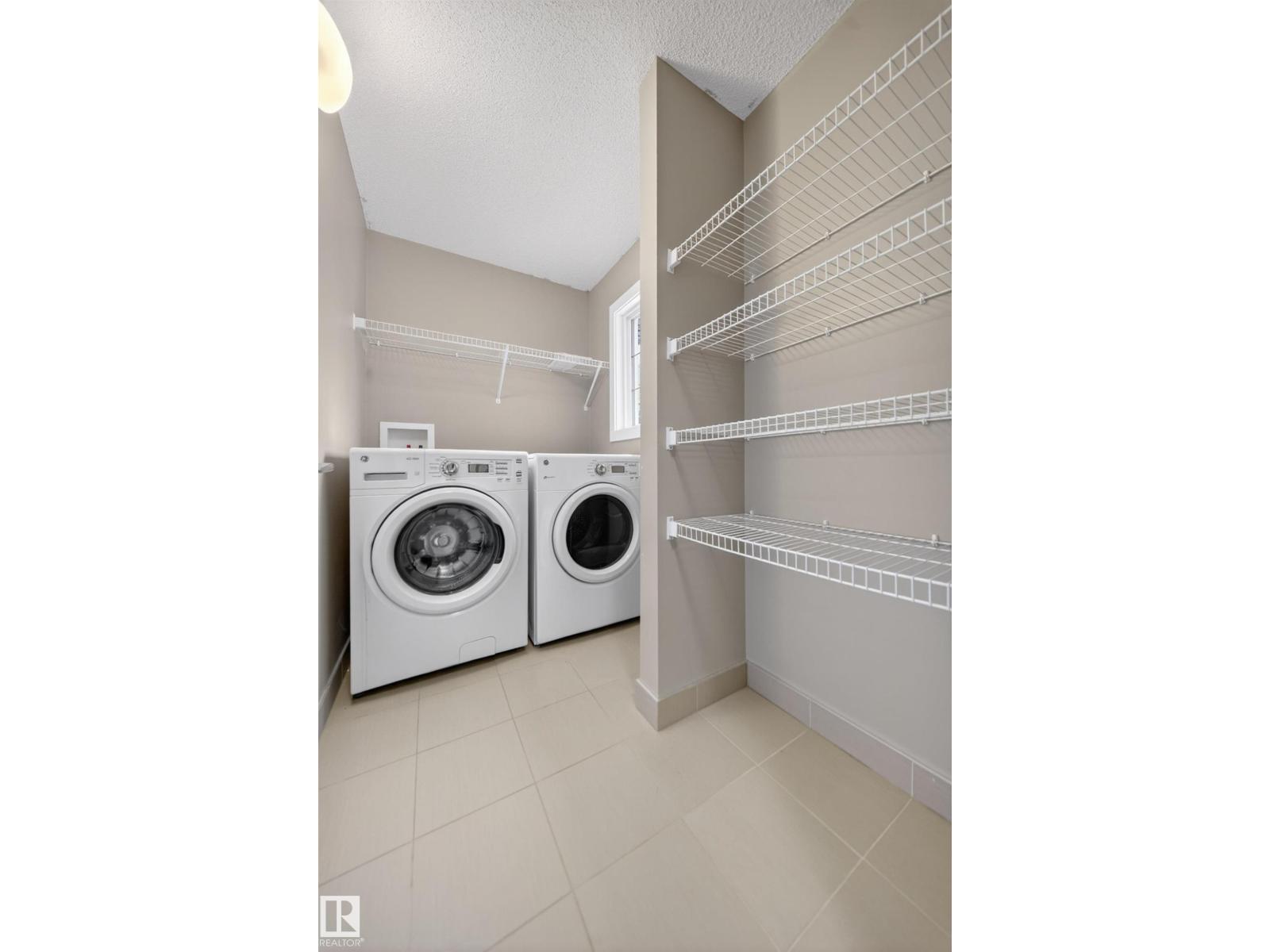 3639 15A ST NW - 49