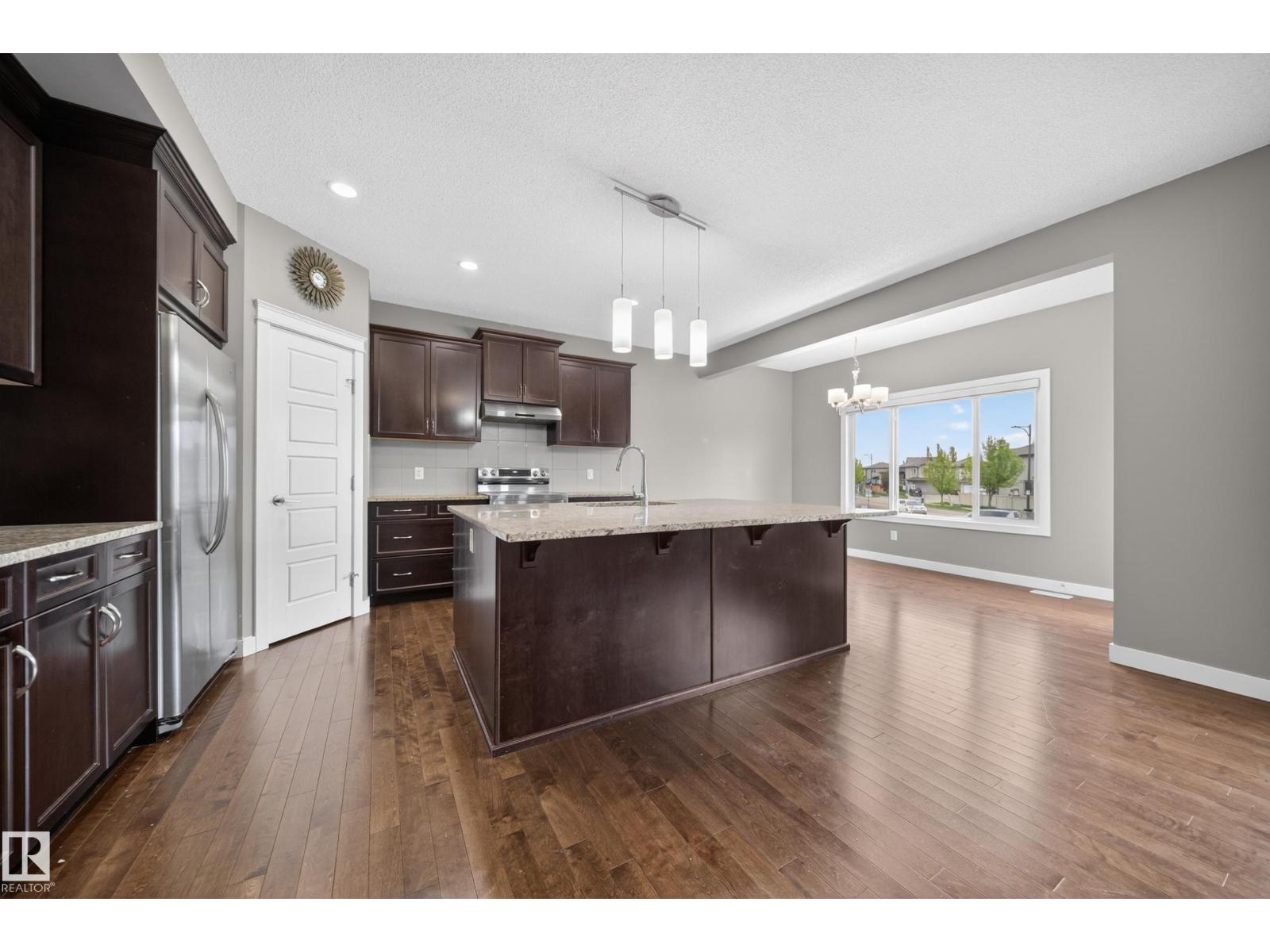 3639 15A ST NW - 13