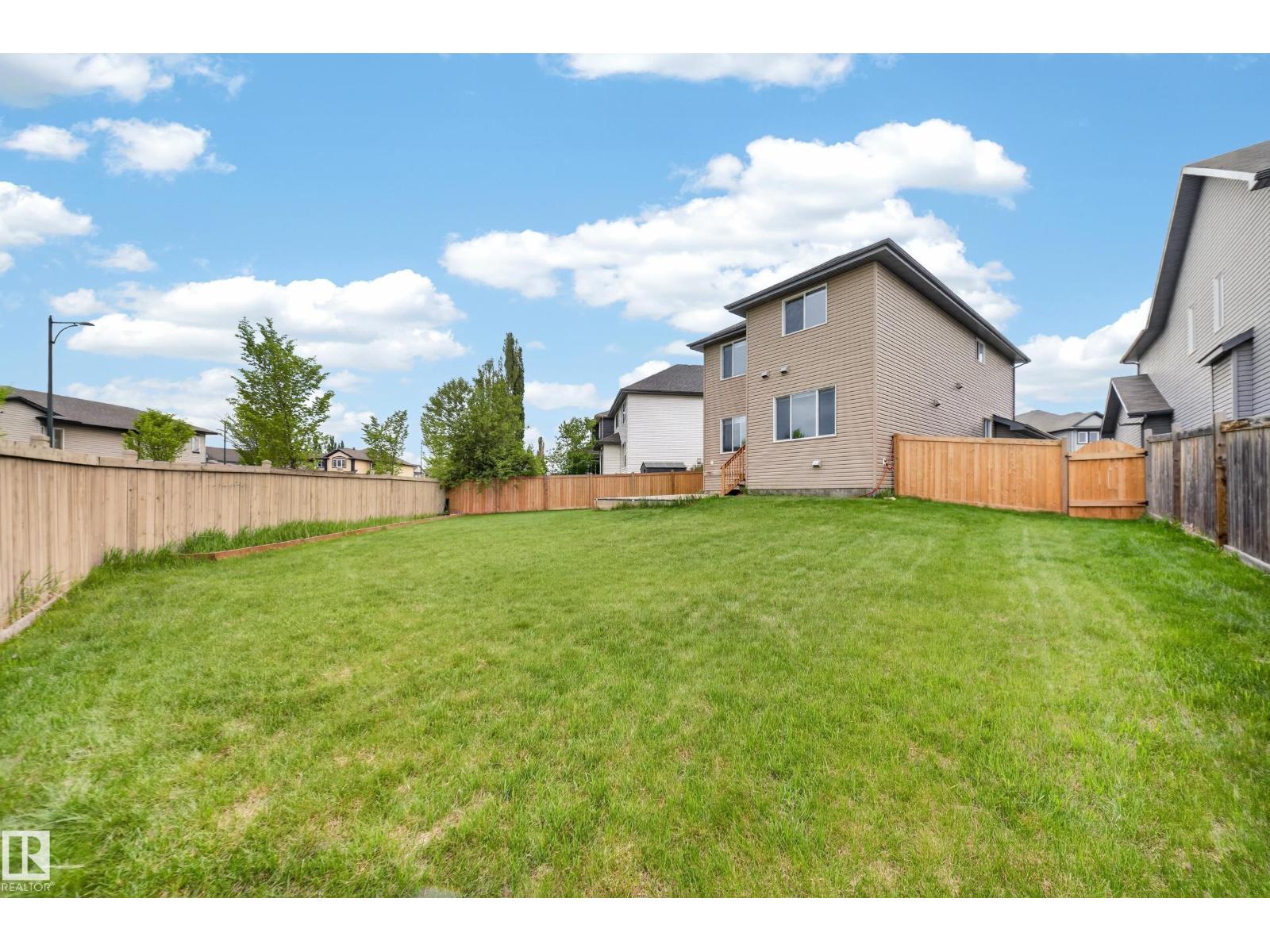 3639 15A ST NW - 69