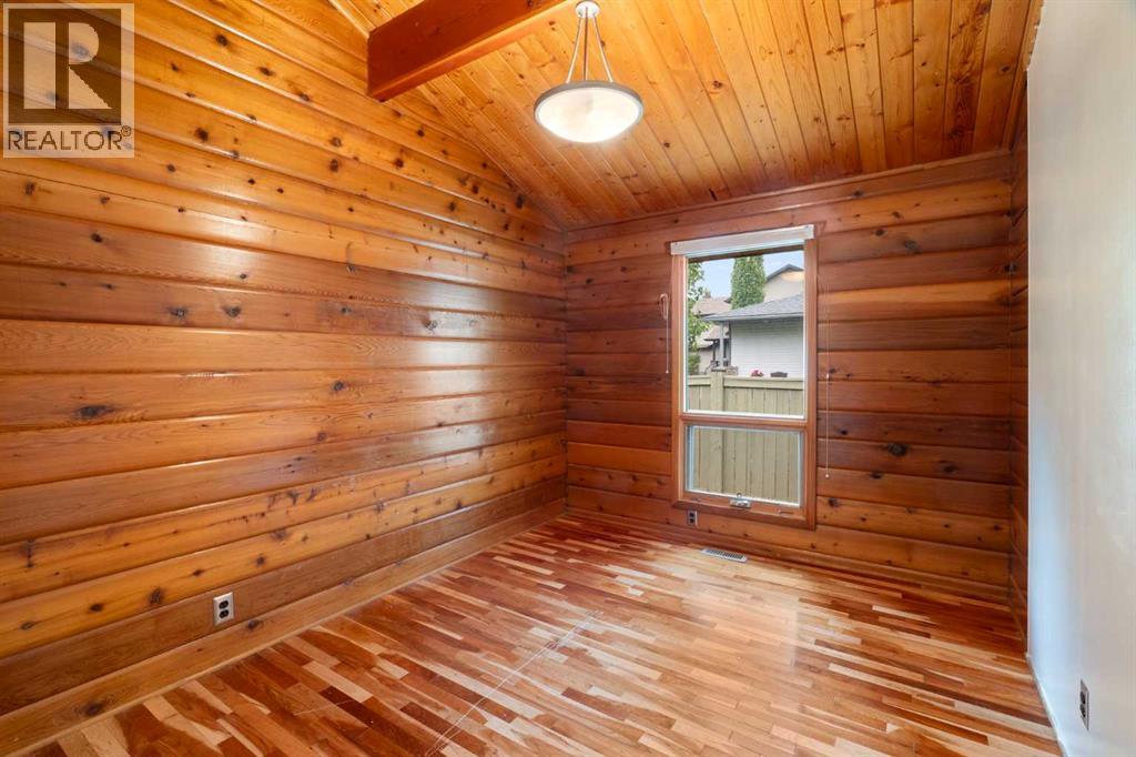 16 Rustic Crescent - 17