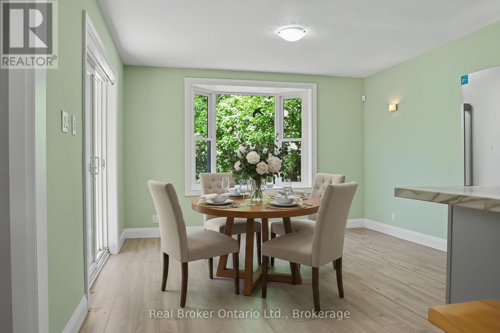 354 GODERICH STREET - 16
